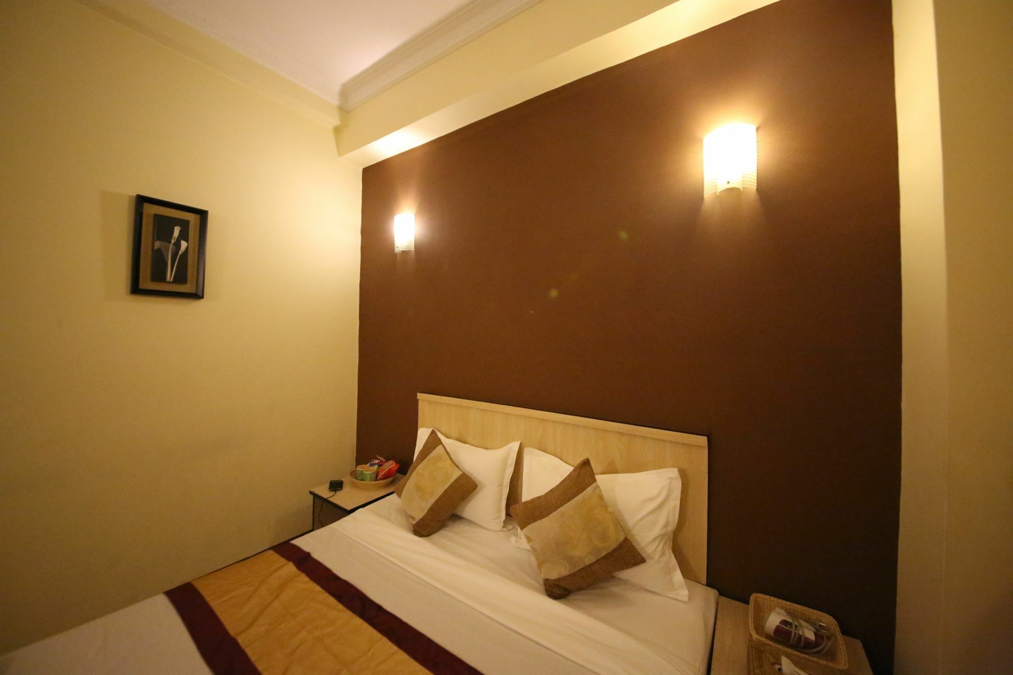 Hotel 72 Yangon Exterior photo