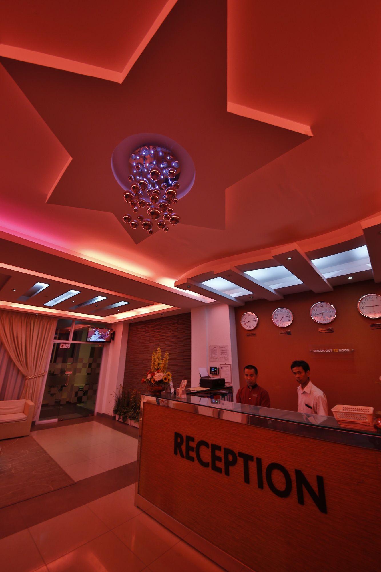 Hotel 72 Yangon Exterior photo